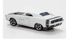 Simulation 1: 32 Alloy Dodge Sports Car Model Children's Toy Car Accessories Return Car Openable Die Casting Model