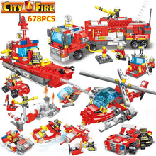 678pcs 8 In 3 City Fire Truck Fighting Building Blocks Set, Warship Deformable Combination Car Model W/8 Fireman Figures, Fire Brigade Themed Small Particles Bricks DIY Toys For Children