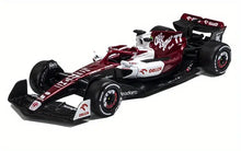 Bburago 1:43 2022 F1 Alfa Romeo Racing Team C42 #24 Guanyu Zhou #77 Valtteri Bottas Alloy Car Die Cast Model Toy Collectible